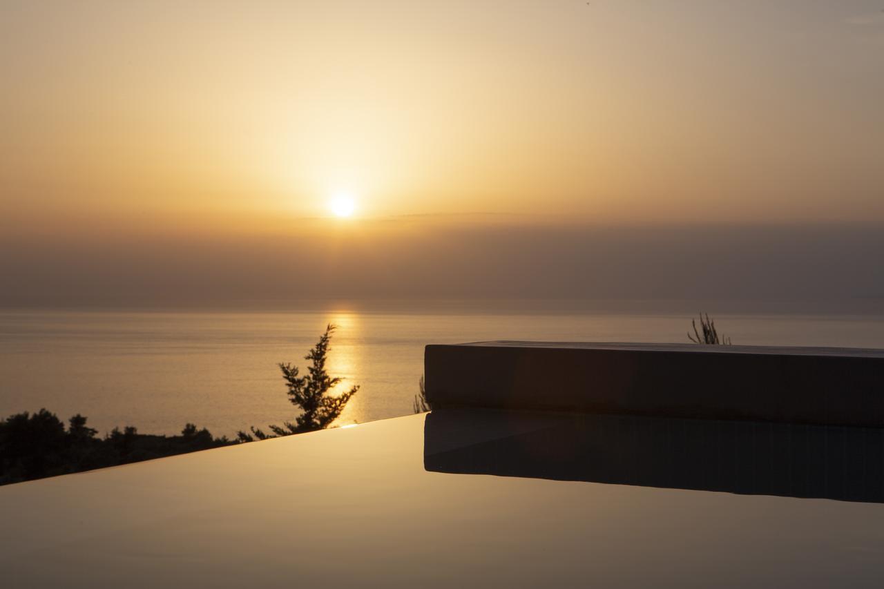 Acquaterra Villas ซูกาเลดส์ ภายนอก รูปภาพ